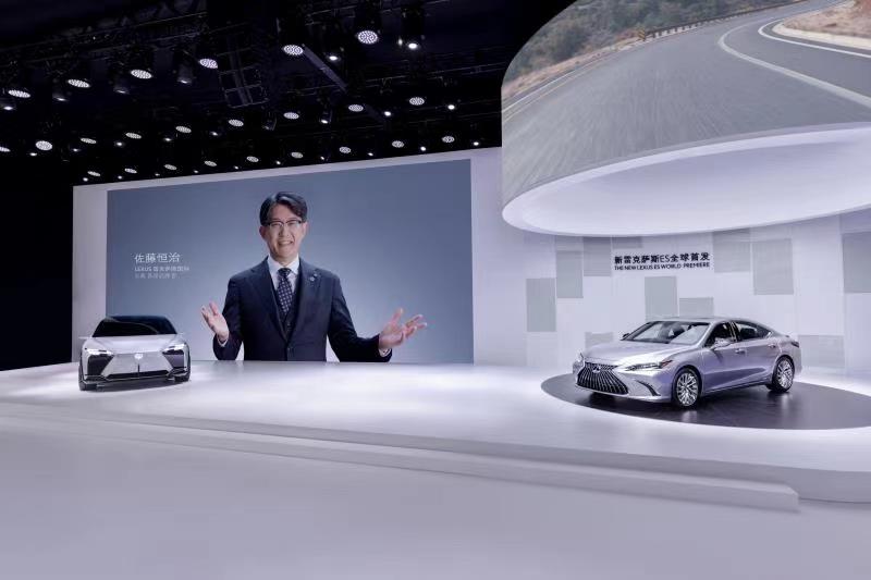 LEXUS雷克萨斯新ES全球首发 全新电气化概念车LF-Z全球首展-擎动 - 玩转“汽车+”！